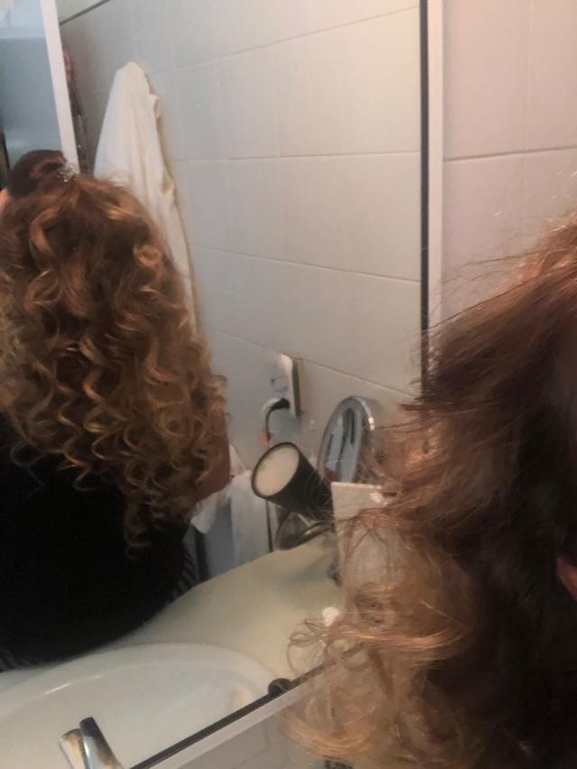 Curls defined with Lottabody Mousse