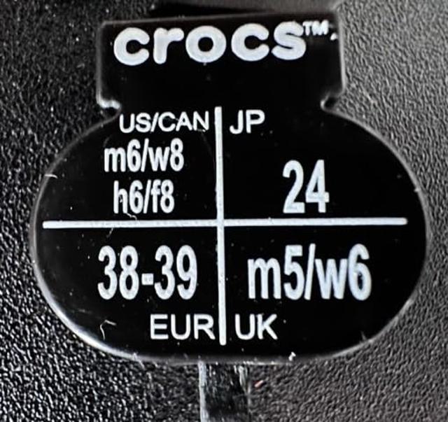 Crocs review image 3