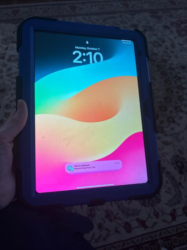 iPad 10th Generation display showing vibrant colors