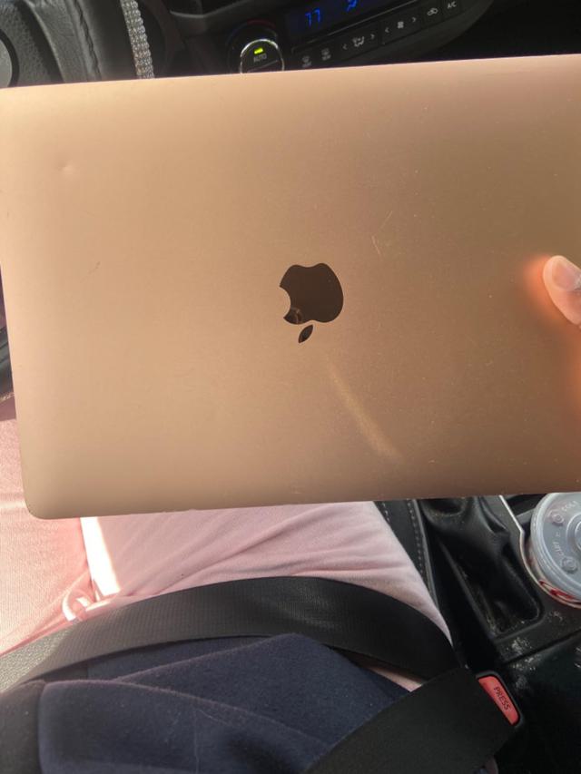 MacBook Cons Image