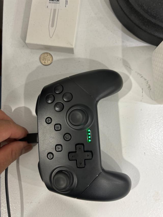 VOYEE Switch Controller with RGB lighting