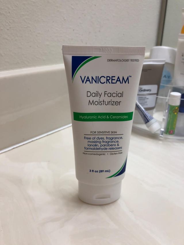 Vanicream Daily Facial Moisturizer on skin