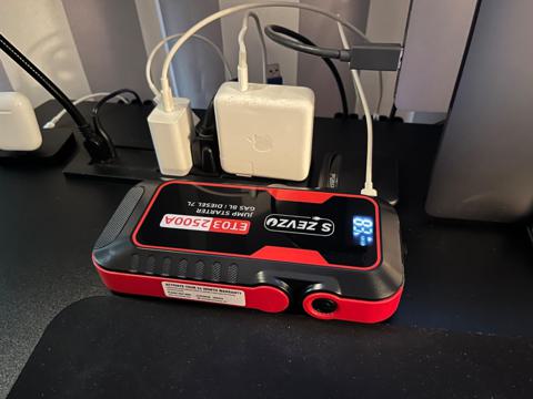 User image of ET03 Jump Starter