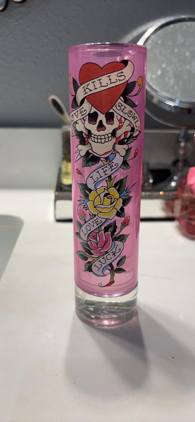 Ed Hardy Perfume in use