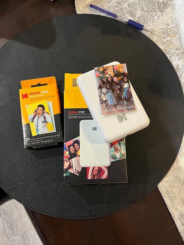 Kodak Step printer with photo paper