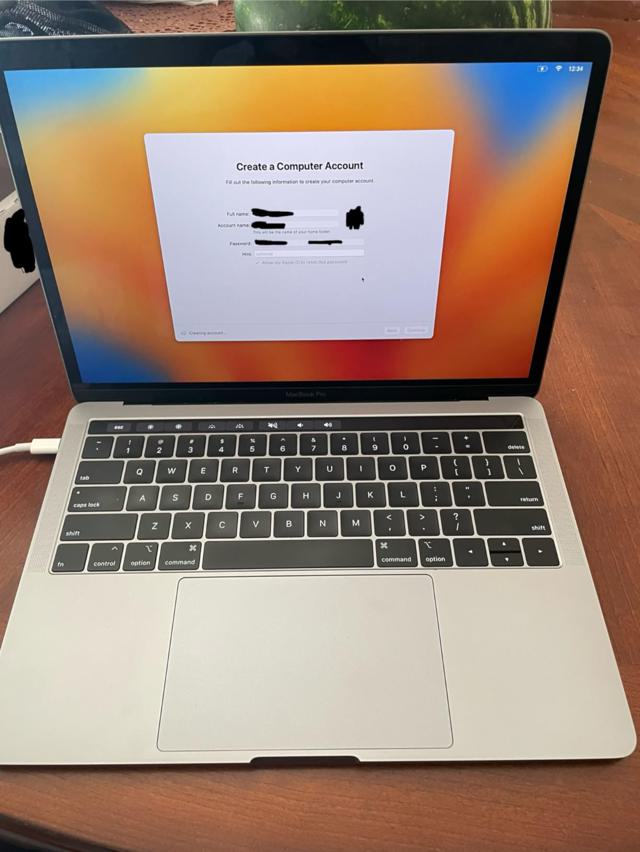 MacBook Pro in perfect condition