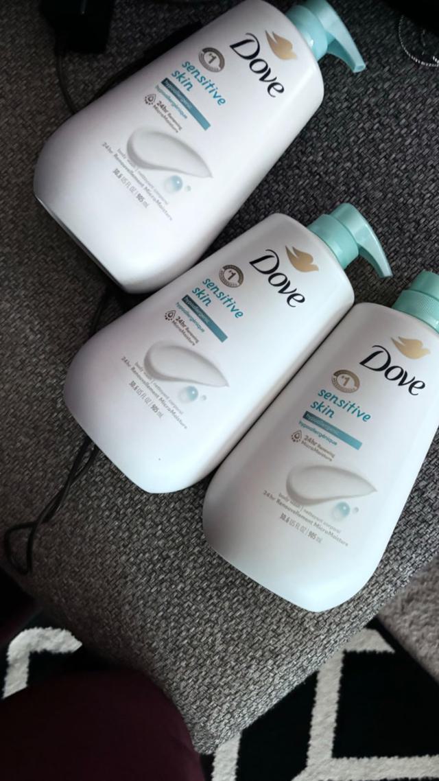 Dove Hypoallergenic Body Wash bottles