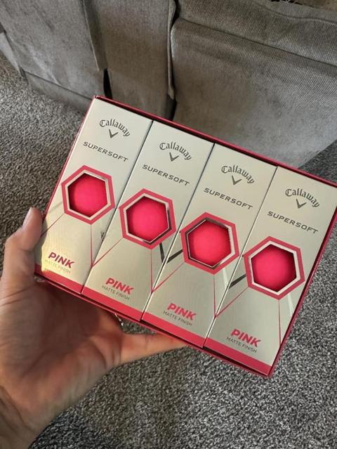 Pink Callaway Supersoft 2023 Golf Balls