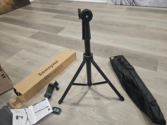 SENSYNE Phone Tripod in use