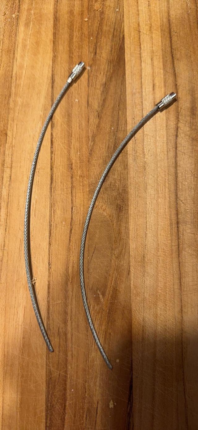 Broken luggage tag cable