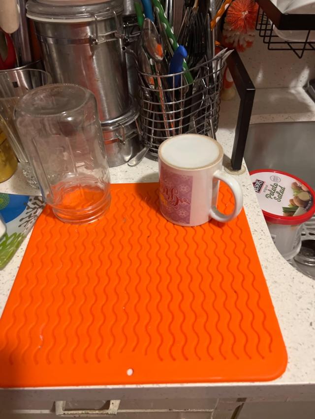 MicoYang Silicone Dish Drying Mat in orange color