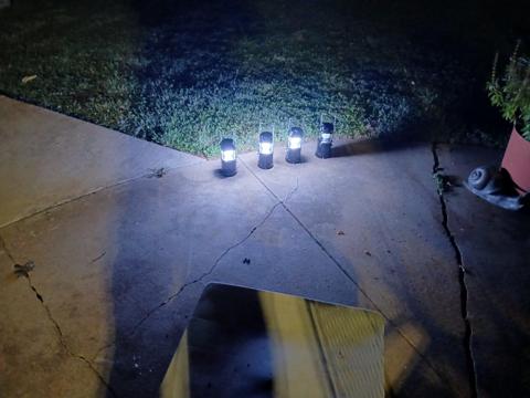 XTAUTO Lanterns charging in the sun