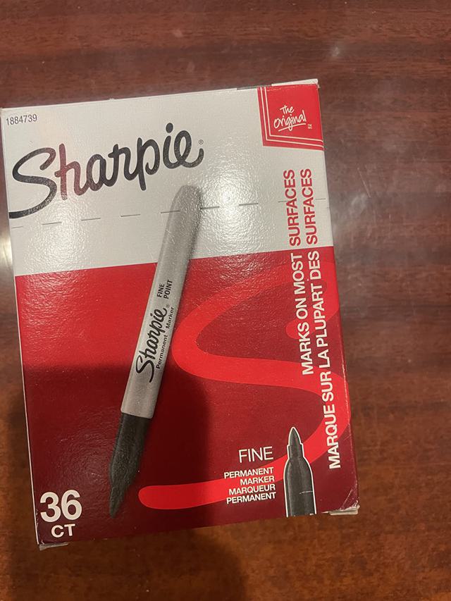 Sharpie Marker in Use