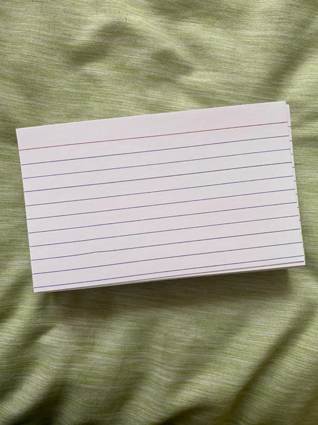 Index cards used for studying