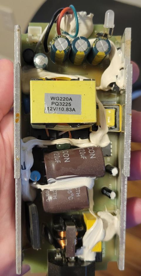 Internal view of broken Ponkor Power Supply