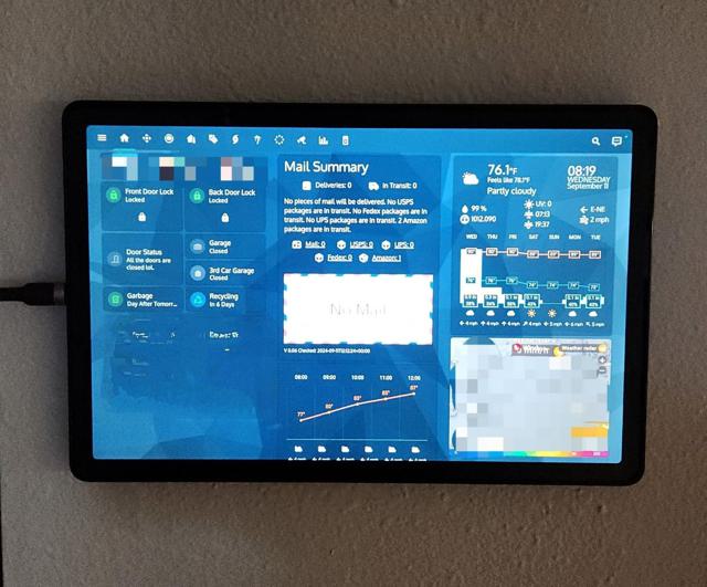 SAMSUNG Galaxy Tab A9+ used as a smart home dashboard