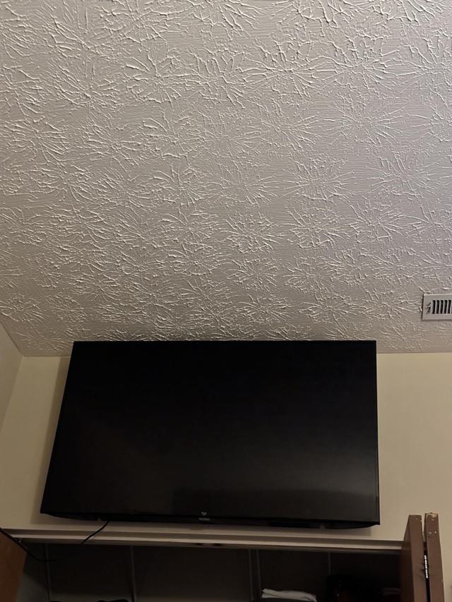 TV Wall Mount Pros and Cons