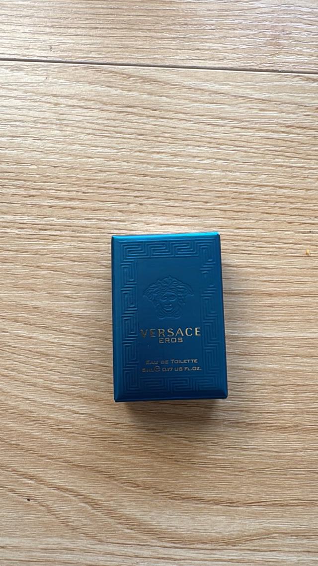 Versace Eros Men's EDT size comparison